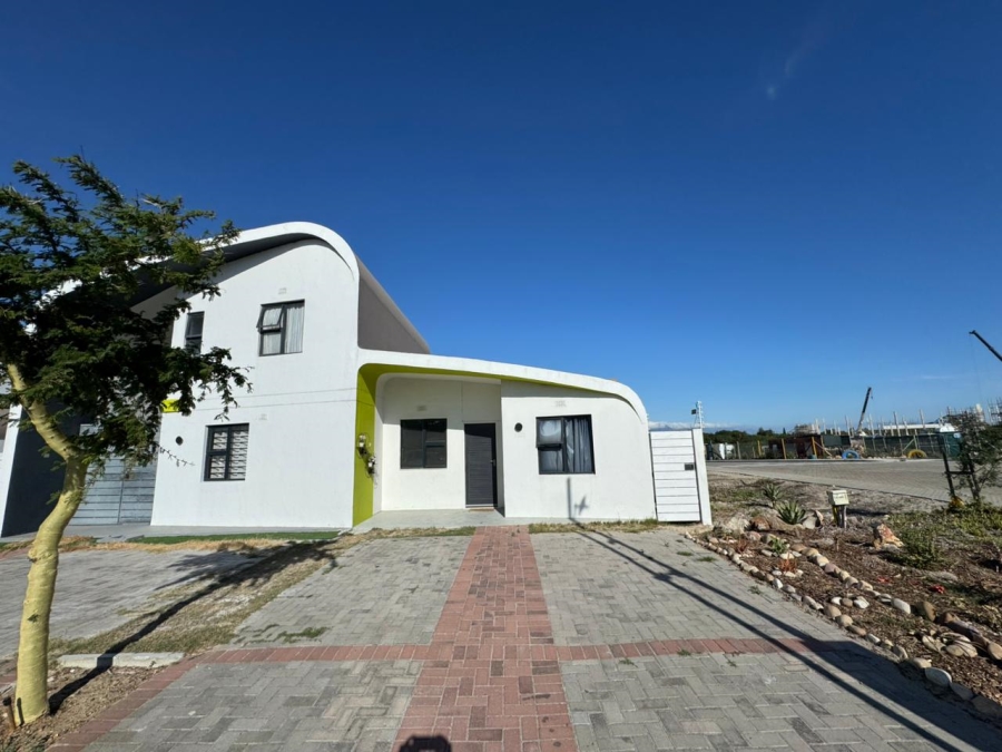 2 Bedroom Property for Sale in The Connifers Western Cape